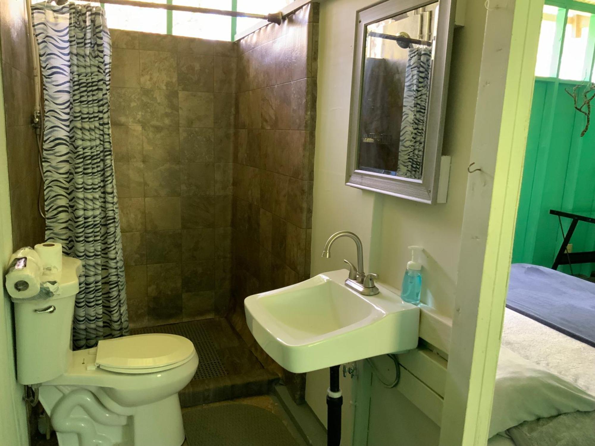 Simply Convenient Tropical Country Studio 芒廷维尤 外观 照片